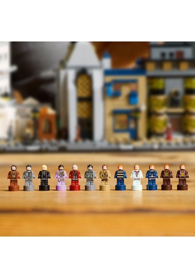 LEGO® Harry Potter™ Diagon Yolu Büyücü Mağazaları 76444 - Yetişkinler için Koleksiyonluk Yaratıcı Sergileme Modeli Yapım Seti (2750 Parça)