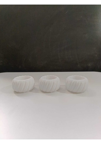 3 Lü Spiral Desenli Dekoratif Beyaz Mumluk Seti Modern Tasarım Beyaz