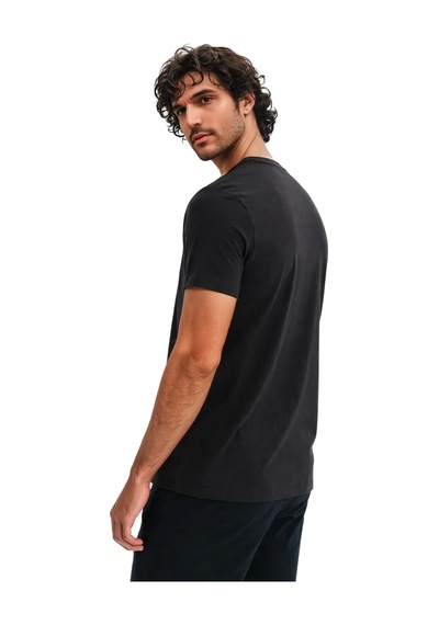 Arma Ar-ma Erkek Bisiklet Yaka Tişört Resim Baskili Örme Kumaş Regular Fit %100 Pamuk 30/2 Süprem Y31344448402 Siyah-s1 Arma Ar-ma Erkek Bisiklet Yaka Tişört Resim Baskili Örme Kumaş Regular Fit %100 Pamuk 30/2 Süprem Y31344448402 Siyah-s1