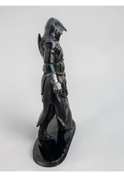 Assassin's Creed Altair Gizli Bıçak Pozu Oyun Dünyası Tematik Biblo 15 Cm Koleksiyonluk