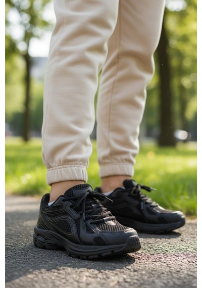 Tuğba Ortopedi 203 Genç Rahat Sneaker Siyah
