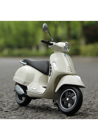 Welly 1:12 Ölçek Vespa Gts 300 Diecast Model Gerçekçi Detaylı Metal Scooter Diecast Renk:krem