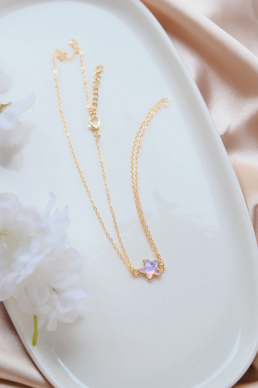 Gold Pembe Taşlı Zirkon Taşlı Yıldız Şahmeran Gold