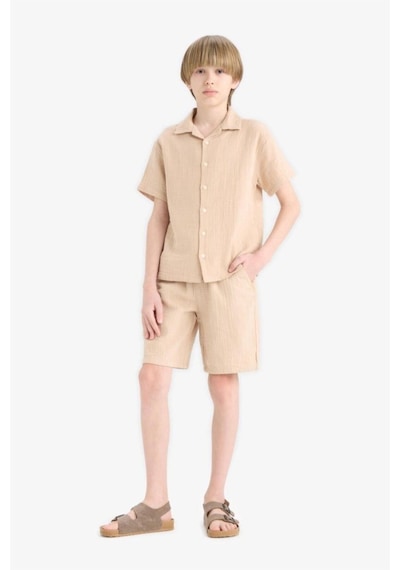 DeFacto Erkek Çocuk Oversize Geniş Kalıp Polo Yaka Müslin Kısa Kollu Gömlek W3239A625HSBG732 DeFacto Erkek Çocuk Oversize Geniş Kalıp Polo Yaka Müslin Kısa Kollu Gömlek W3239A625HSBG732