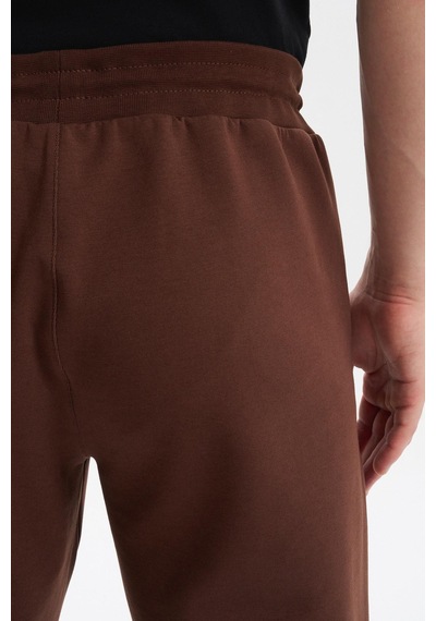 Ar-ma Erkek Slim Fit Basic Interlok Dar Paça Eşofman Altı Arka Ve Ön Cepler Gizli Fermuarlı %80 Pamuk %14 Polyester %6 Elastane K30174998802 Kahverengi-k1 Kahverengi Ar-ma Erkek Slim Fit Basic Interlok Dar Paça Eşofman Altı Arka Ve Ön Cepler Gizli Fermuarlı %80 Pamuk %14 Polyester %6 Elastane K30174998802 Kahverengi-k1 Kahverengi