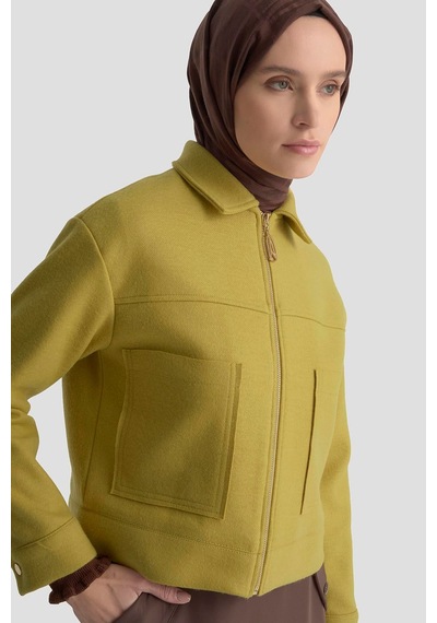 Armine Trend Boydan Fermuarlı Cep Detaylı Kısa Ceket Asit 25kt517
