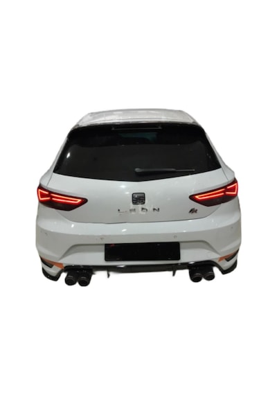 Seat Leon Aero Tampon Flap Seti Sağ + Sol Parlak Siyah