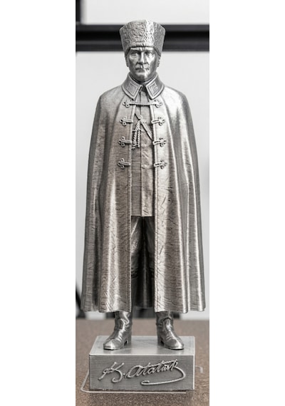Değerli Büyüklerinize Özel Armağan 15 Cm Atatürk Figürü Dekoratif 3d Baskı Hediyelik