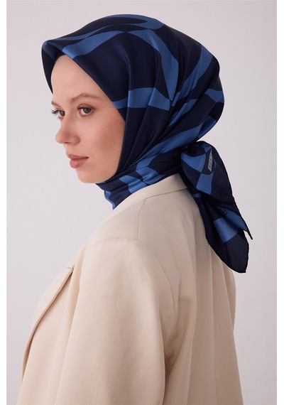 Belli Soyut Desen %100 Twill İpek Eşarp Be29 Lacivert