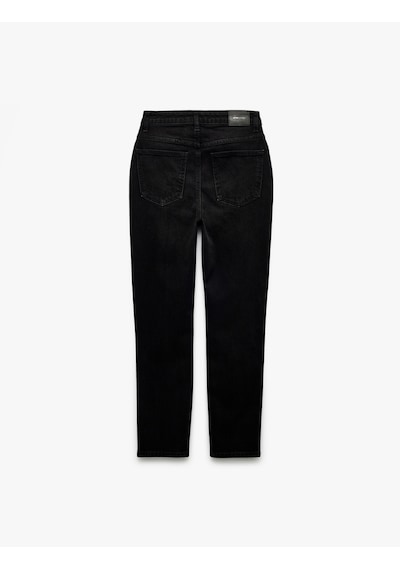 Koton Pamuklu Yüksek Bel Düğmeli Slim Fit Mom Jean Pantolon - Mom Jeans Siyah 5wal40043md Siyah