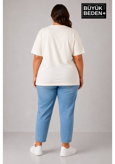 Superlife Büyük Beden Kadın Bisiklet Yaka Yırtmaç Detaylı 3xl-6xl Tunik Tişört Spr26btsk501 Ekru Superlife Büyük Beden Kadın Bisiklet Yaka Yırtmaç Detaylı 3xl-6xl Tunik Tişört Spr26btsk501 Ekru