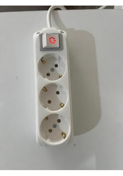 3 Lü Priz 2 Metre Uzatma Kablosu Anahtarlı Topraklı 3500w Işıklı Aç-kapat Düğmeli Grup Priz Ce Tse Iso 9001 Belgeli Almera Tüm Elektronik Cihazlarla Uyumlu