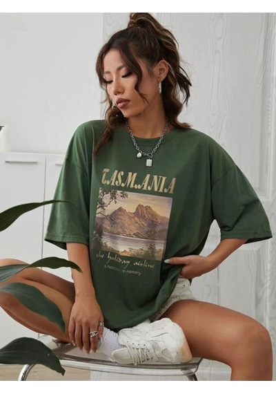 Flood Of Style Kadın Nefti Yeşili Tasmania Baskılı Oversize T-shirt Yeşil