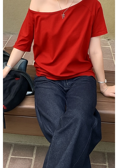 Kırmızı Kadın Düşük Omuz Kayık Yaka Oversize T-shirt Kırmızı