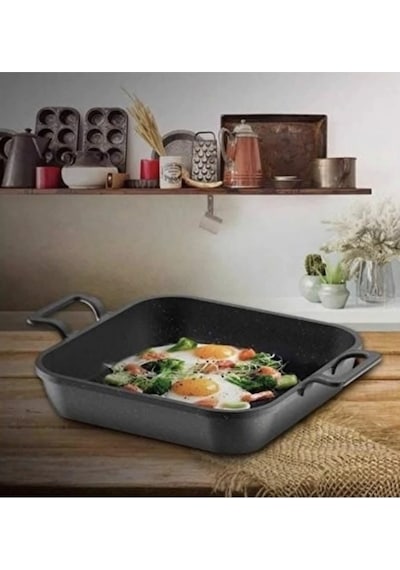 Kare Döküm Granit Yumurta Sahanı 20 Cm Siyah