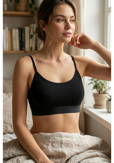 Mataş Kadın İnce İp Askılı Pedli Pamuklu Büstiyer Crop Bralette Siyah