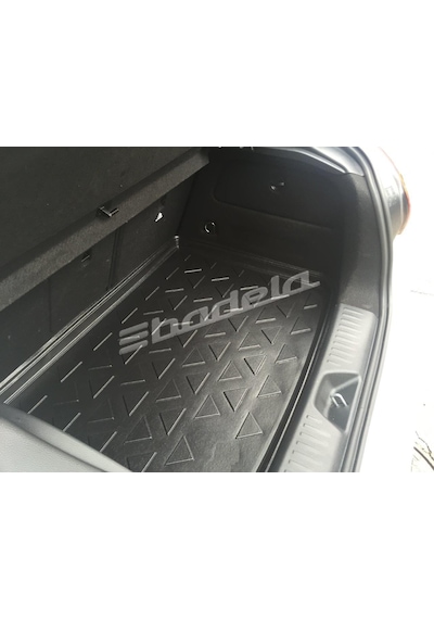 Mercedes B Serısı 2011-2018 Uyumlu Bagaj Havuzu Kokusuz Kaucuk 3D