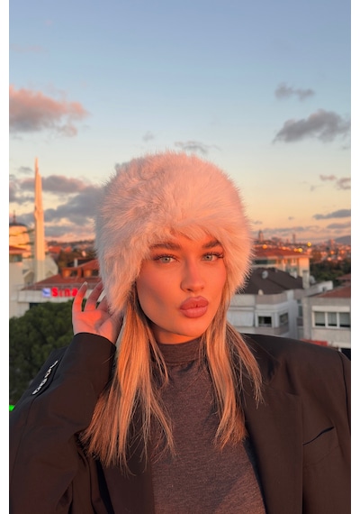 Mollycrush Elit Rus Slav Tarzı Suni Kürklü İçi Deri Peluş Tüylü Kadın Kalpak Şapka Beyaz