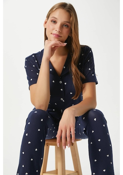 Ritnice Kadın Mia Yumuşak Doku Lacivert Kalp Desen Ön Düğmeli Kısa Kollu Pijama Takımı Lacivert