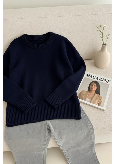 Femelle Kadın Lacivert Standart Beden Oversize Basic Triko Kazak - 357