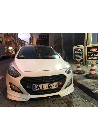 Hyundai i30 Custom Ön Ek (Plastik)