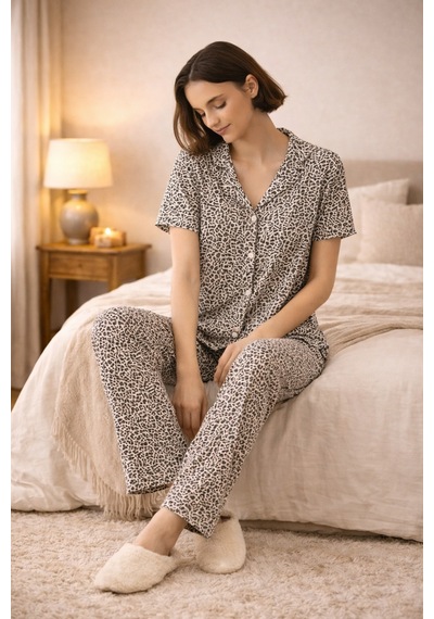Nisanca Vizon Leopar Desenli Kısa Kollu Yazlık Pijama Takımı Leopar
