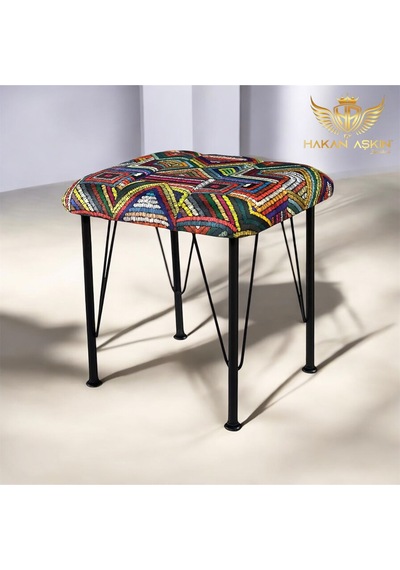By Hakan Aşkın Metal Ayaklı Rug Pattern Novoline Puf 40x45 Cm 2025 Çok Renkli