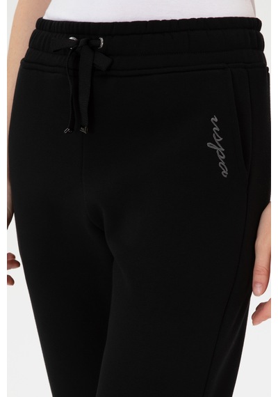 U.S. Polo Assn. Kadın Siyah Şardonlu Jogger Eşofman Altı 50313581-VR046 U.S. Polo Assn. Kadın Siyah Şardonlu Jogger Eşofman Altı 50313581-VR046