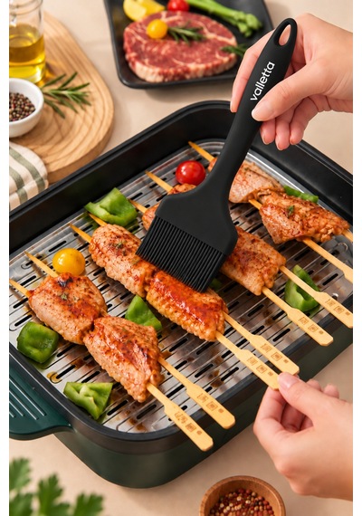 Premium Yanmaz Yapışmaz Isıya Dayanıklı Silikon Yumurta, Hamur Fırçası Siyah