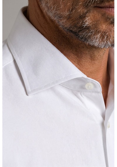 Bisse Beyaz Regular Fit Cepsiz Klasik Uzun İtalyan Yaka Gömlek Gmkls252181 D01