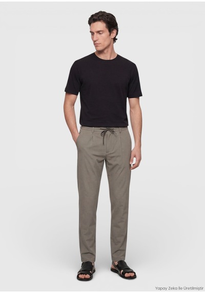 Ramsey Vizon Düz Teknik Jogging Fit Casual Pantolon