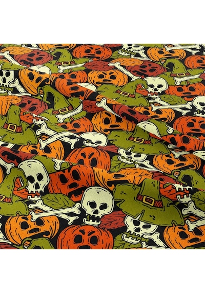 Happy Halloween Yeşil Zemin Üzerinde Korkunç Yüzlübal Kabakları Ve Kurukafalar Ve Kemikler Cadılar Bayramı