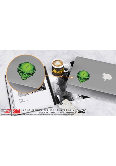 Msl142 Merhaba Dunyali Yazili Alien Sticker