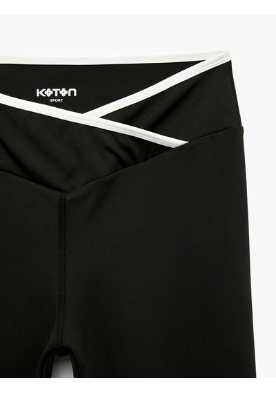 Koton Yüksek Bel Kemer Detaylı Slim Fit Spor Tayt Siyah 6sak40461nk