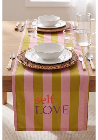 Self Love Baskılı Runner 40x140 Cm Çok Renkli