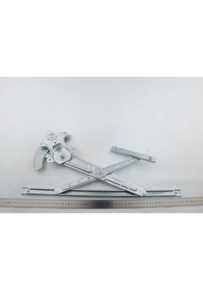 Cam Krikosu Ön Sağ Motorsuz Mitsubishi L200 2015-2022 Uyumlu 5713a472