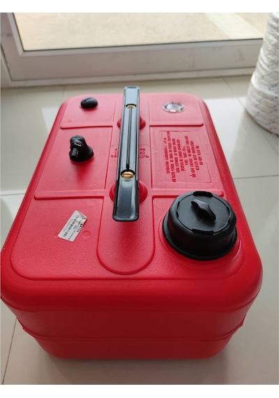 Portatif Yakıt Tankı 25 L Gösterge ve Kapaklı