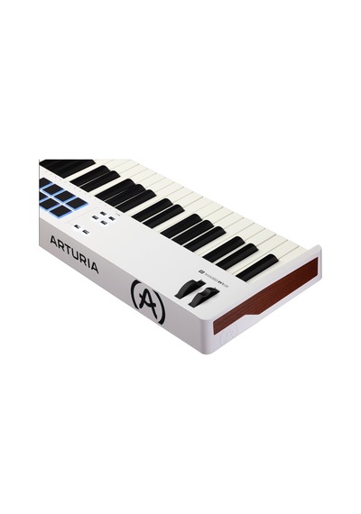 Keylab Essential 88 Mk3: Beyaz 88-tuş Yarı-ağır Tuşe Keyboard/ Mıdı Ve Modular Kontrolcü, Soft Synth