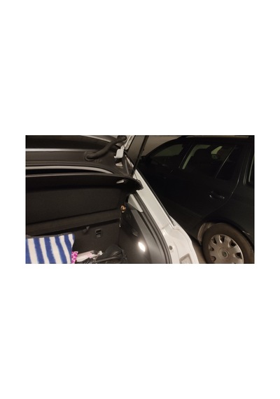 Audi A1 Yük Örtüsü Parçalar