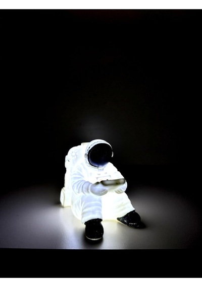 Işık Kasabası 24 Astronot Led Gece Lambası Beyaz