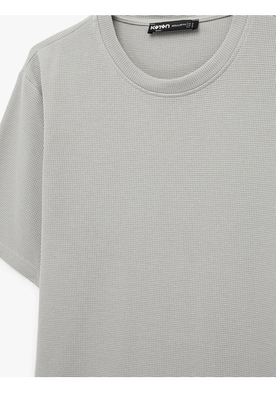 Koton Regular Fit Kısa Kollu Pamuklu Waffle Dokulu Bisiklet Yaka Tişört Gri 6sam10406mk