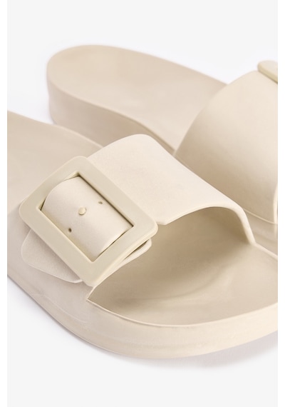 Penti Big Buckle Terlik