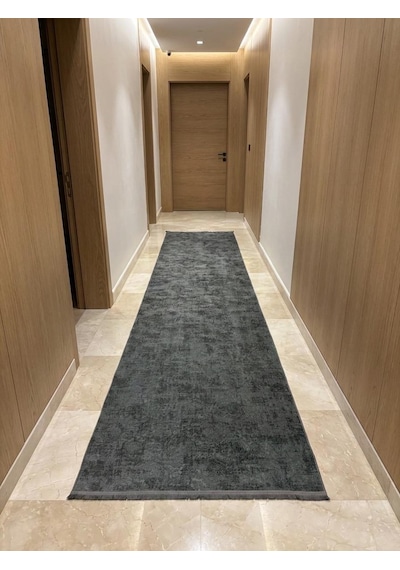 Kaymaz Tabanlı Saçaklı Yıkanabilir Leke Tutmaz Kesme Kabartmalı Salon Koridor Mutfak Halısı Antrasit