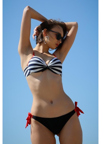 Akbeniz Kadın Yandan Bağlamalı Yarım Destekli Fiyonklu Alt Üst Bikini Takım Lacivert 35015-lacivert Lacivert Akbeniz Kadın Yandan Bağlamalı Yarım Destekli Fiyonklu Alt Üst Bikini Takım Lacivert 35015-lacivert Lacivert