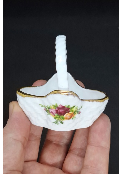 Old Country Roses Bone China Antika Porselen Örgülü Mini Sepet 6x7 Cm Sarı
