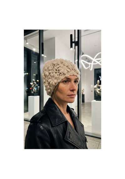 Emybox El Örgüsü Siyah Kadın Bere Tığ İşi Çiçek Motifli Bohem Kışlık Şapka - Vintage Stil Yumuşak Örgü Bere Modeli Bej