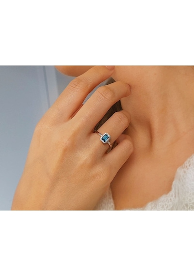 Sirius Pırlanta Ve Emerald Cut London Blue Topaz Yüzük 0831R0034
