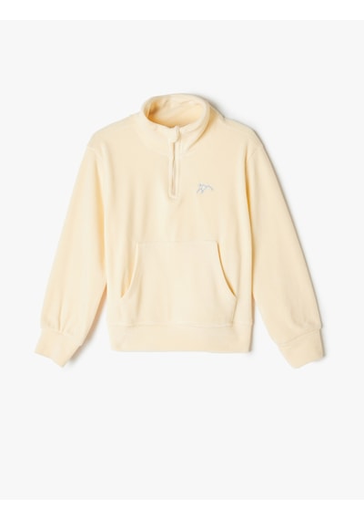 Koton Kadife Sweatshirt Dik Yaka Yarım Fermuarlı Uzun Kollu Ekru 5wkg10191ak Ekru