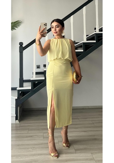Butter Yellow Önden Yırtmaçlı Büzgülü Elbise Sarı