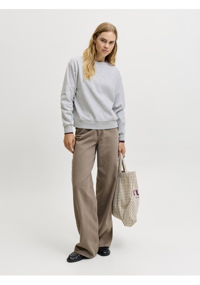 Jack & Jones Kadin Gögüs Logolu Sweatshirt - Abbie - 12223962 Light Grey Melange Jack & Jones Kadin Gögüs Logolu Sweatshirt - Abbie - 12223962 Light Grey Melange